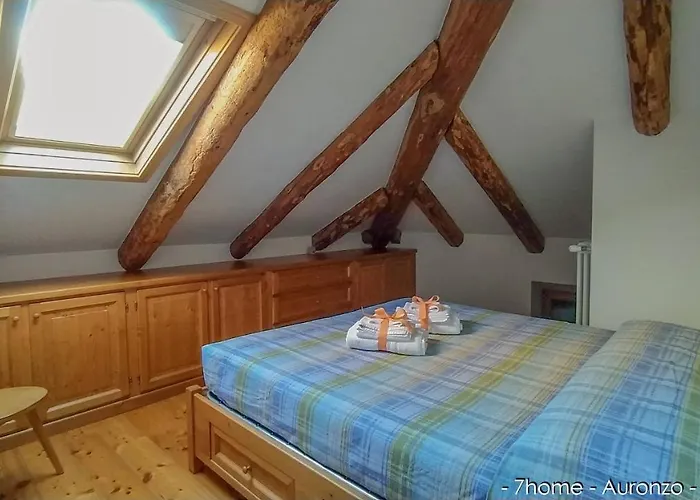 7home ארונצו די קדורה